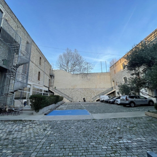  IMMOBILIERE ARTHUR : Autres | MARSEILLE (13001) | 230 m2 | 2 567 € 