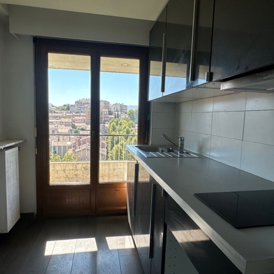  IMMOBILIERE ARTHUR : Appartement | MARSEILLE (13004) | 38 m2 | 790 € 