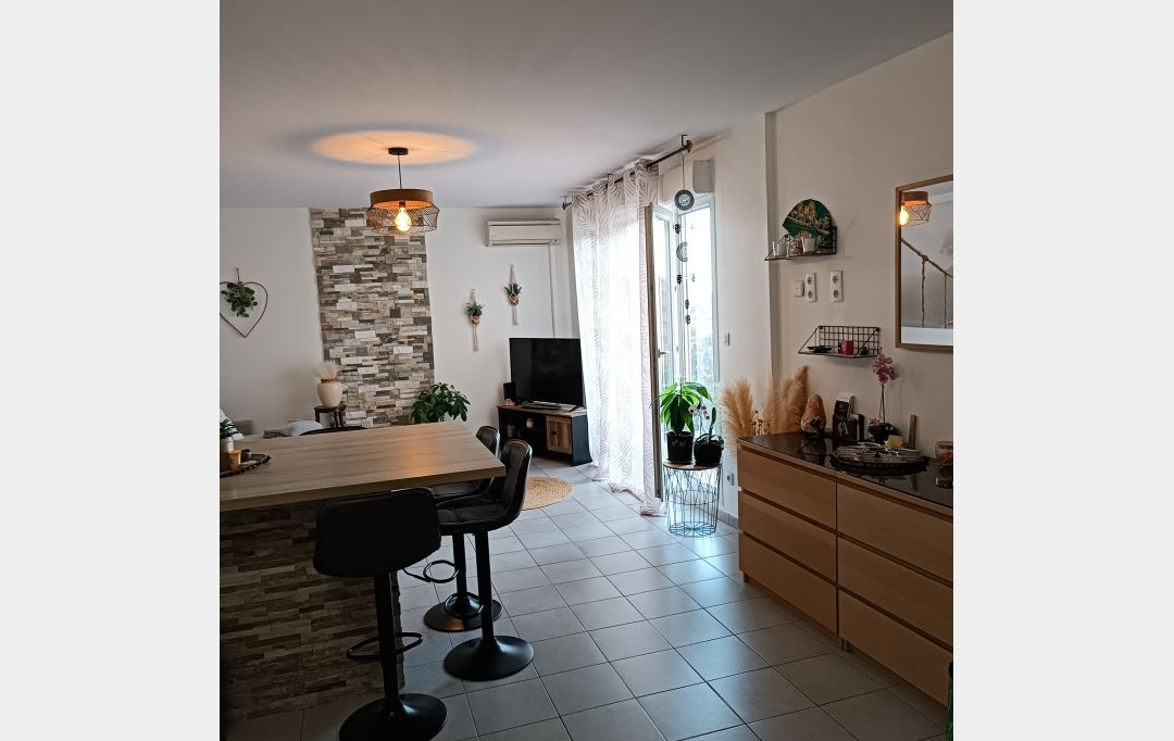 IMMOBILIERE ARTHUR : Appartement | MARSEILLE (13014) | 52 m2 | 970 € 