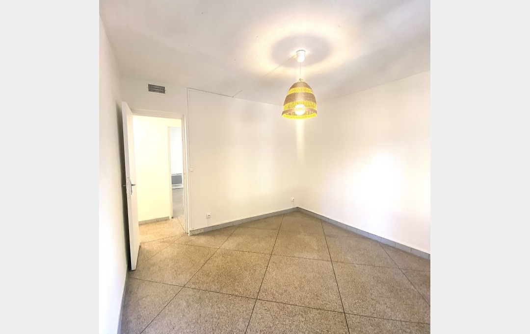 IMMOBILIERE ARTHUR : Appartement | MARSEILLE (13013) | 68 m2 | 950 € 