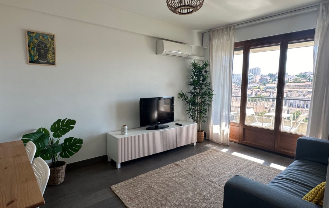 IMMOBILIERE ARTHUR : Appartement | MARSEILLE (13004) | 38 m2 | 790 € 