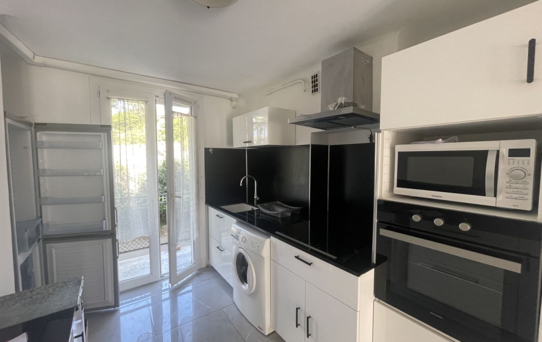 IMMOBILIERE ARTHUR : Appartement | MARSEILLE (13004) | 44 m2 | 850 € 