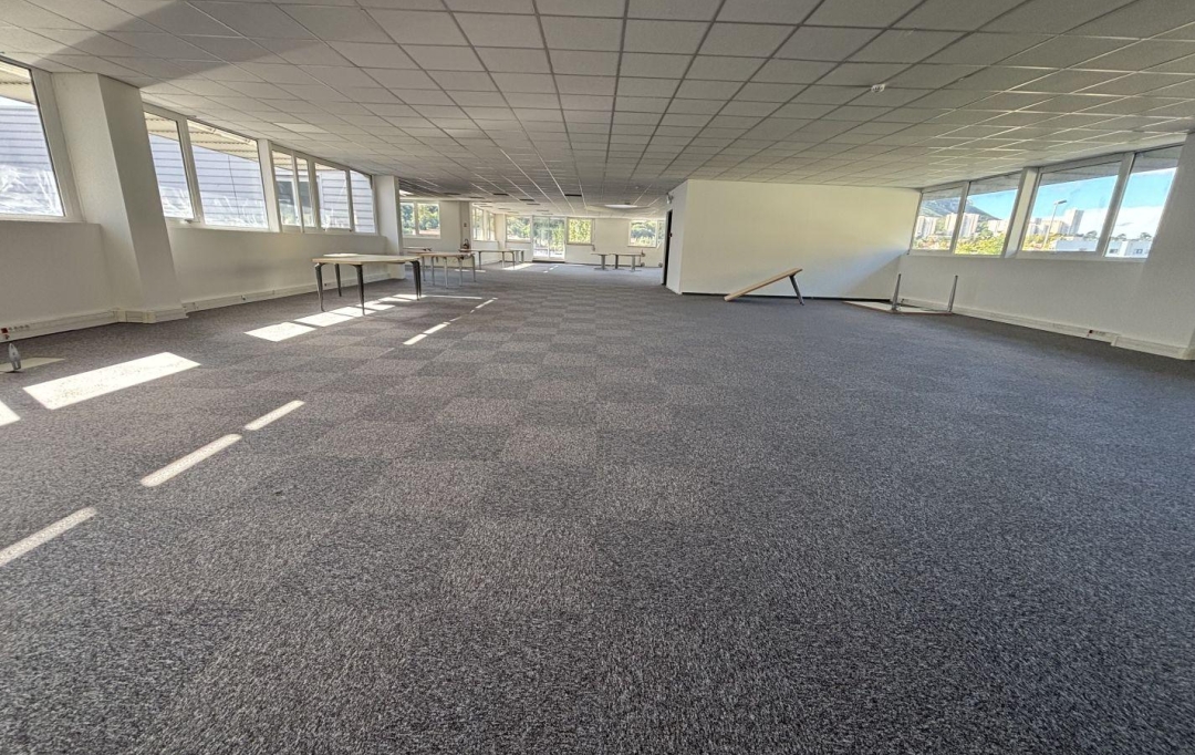 IMMOBILIERE ARTHUR : Office | MARSEILLE (13011) | 499 m2 | 7 277 € 