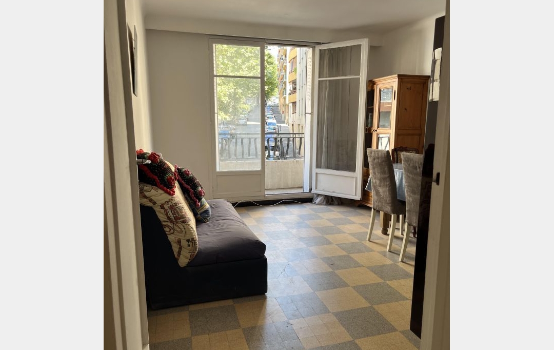 IMMOBILIERE ARTHUR : Appartement | MARSEILLE (13013) | 55 m2 | 96 000 € 