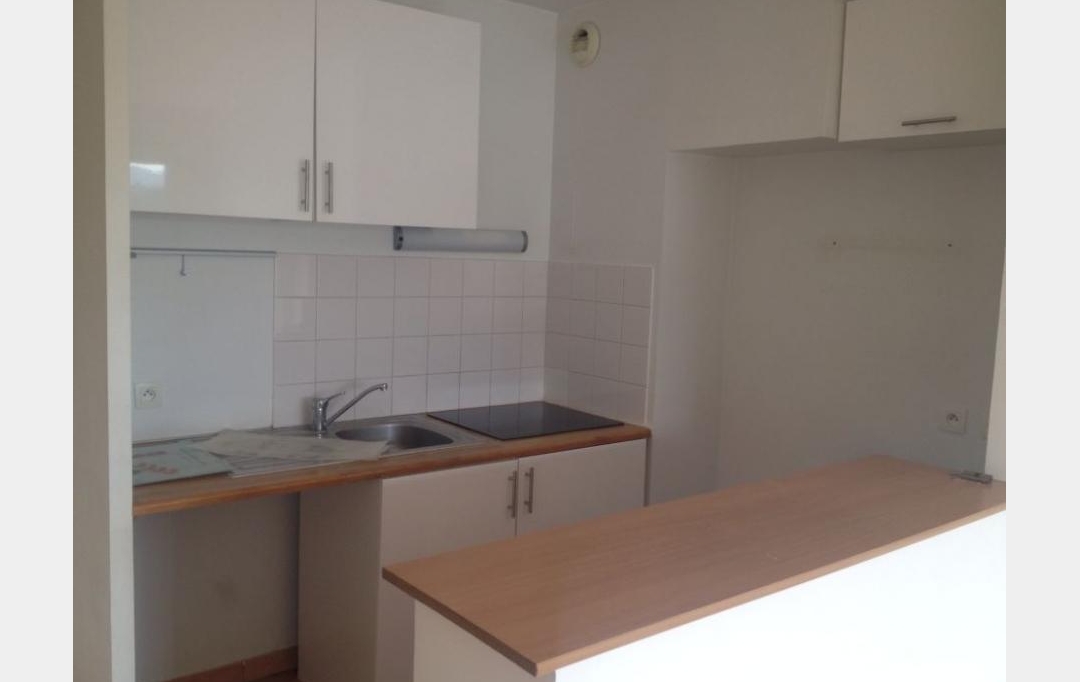 IMMOBILIERE ARTHUR : Appartement | MARSEILLE (13013) | 49 m2 | 770 € 