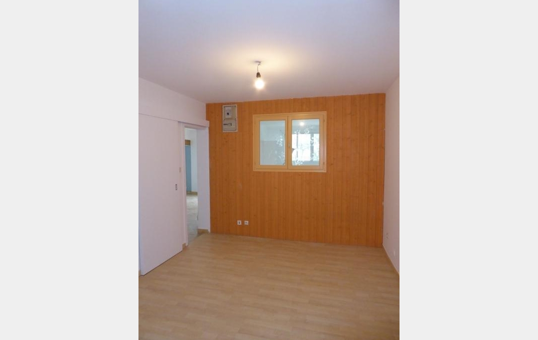 IMMOBILIERE ARTHUR : Appartement | MARSEILLE (13013) | 66 m2 | 670 € 