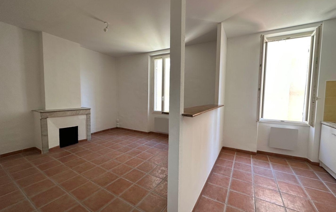 IMMOBILIERE ARTHUR : Apartment | MARSEILLE (13005) | 28 m2 | 610 € 