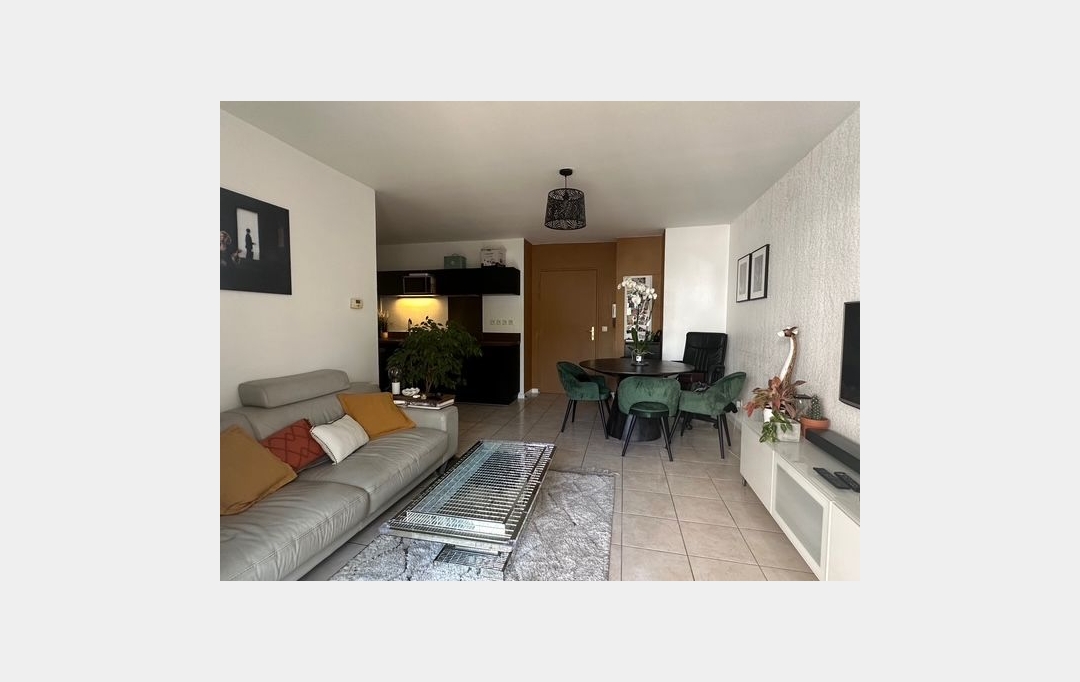 IMMOBILIERE ARTHUR : Appartement | MARSEILLE (13010) | 45 m2 | 850 € 