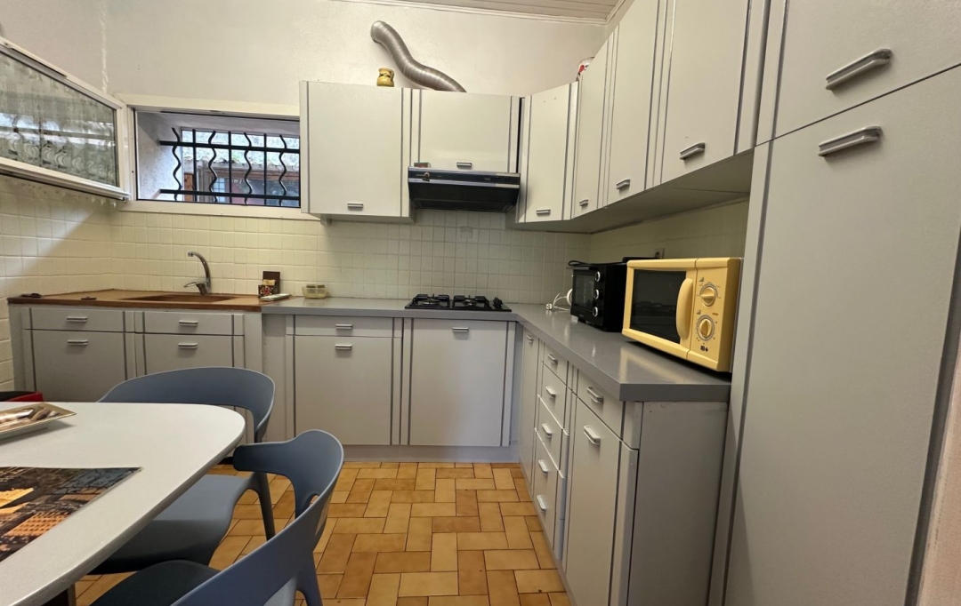 IMMOBILIERE ARTHUR : Appartement | MARSEILLE (13013) | 41 m2 | 560 € 