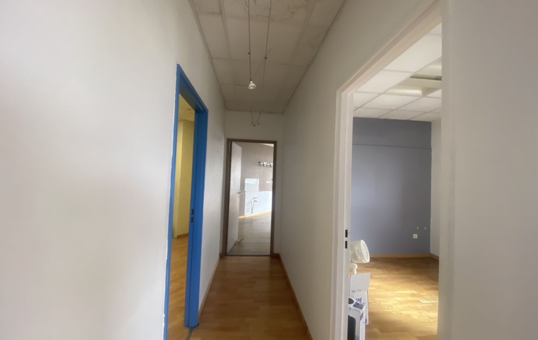 IMMOBILIERE ARTHUR : Local / Bureau | MARSEILLE (13013) | 68 m2 | 175 000 € 