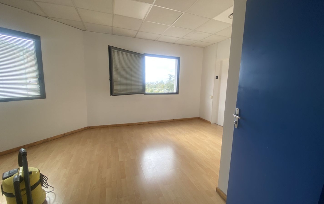 IMMOBILIERE ARTHUR : Local / Bureau | MARSEILLE (13013) | 68 m2 | 175 000 € 