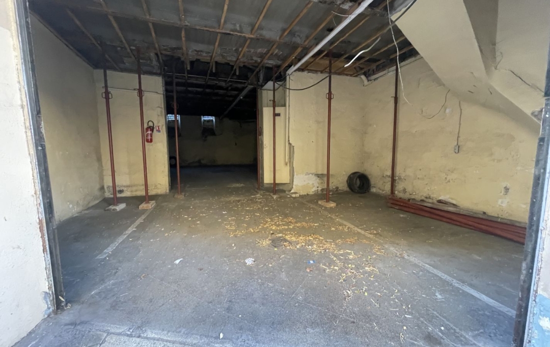 IMMOBILIERE ARTHUR : Parking | MARSEILLE (13004) | 100 m2 | 110 000 € 